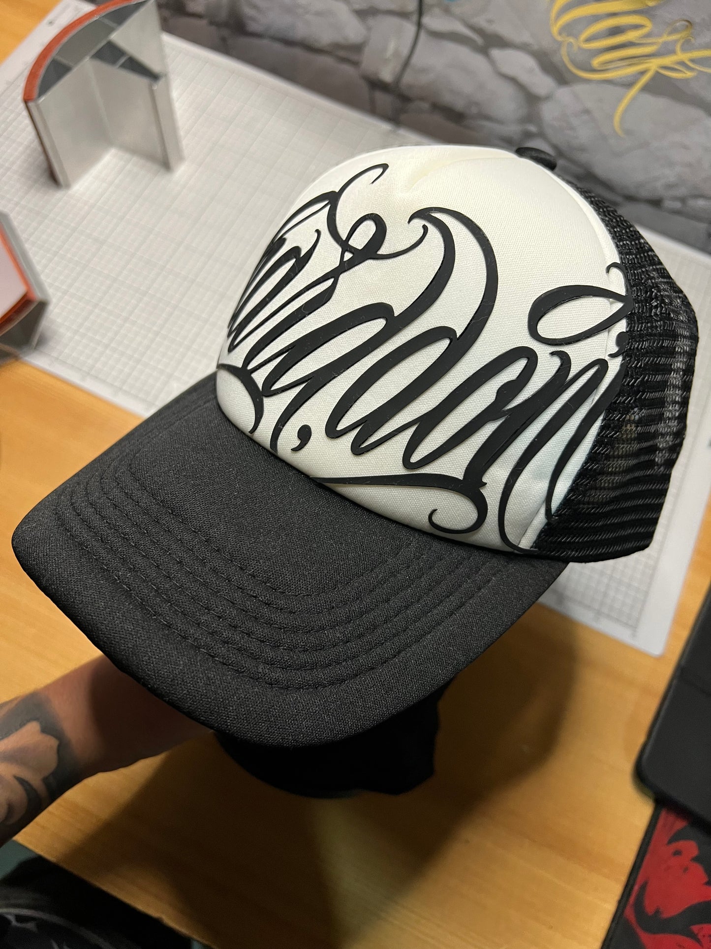 Gorro GT Lettering Chrome