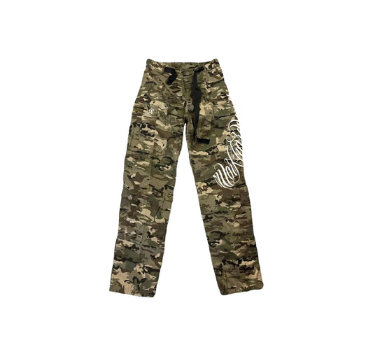 Pantalón Cargo “GT Lettering Camo”